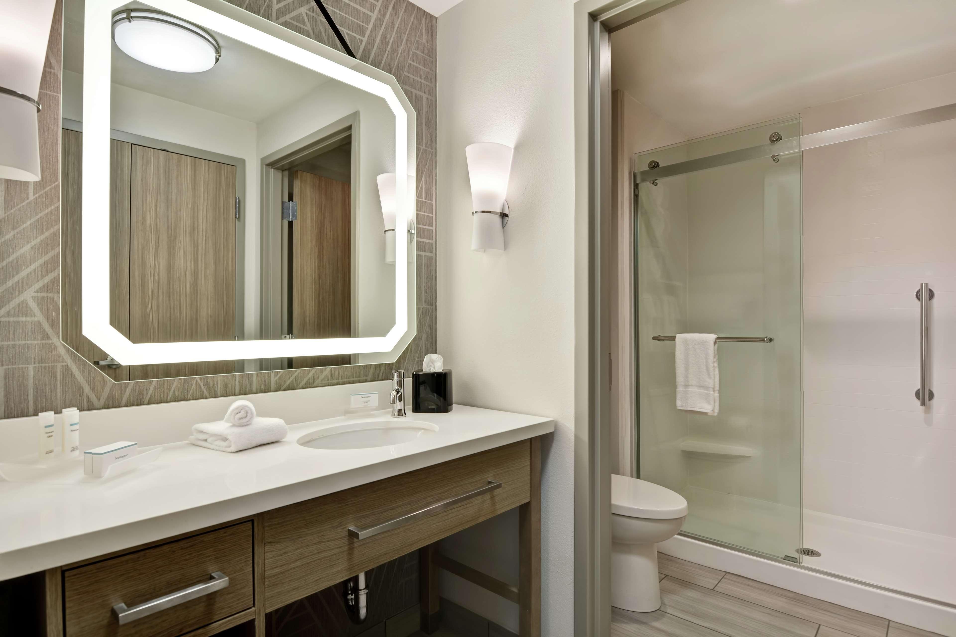 Homewood Suites By Hilton Lynchburg Bagian luar foto