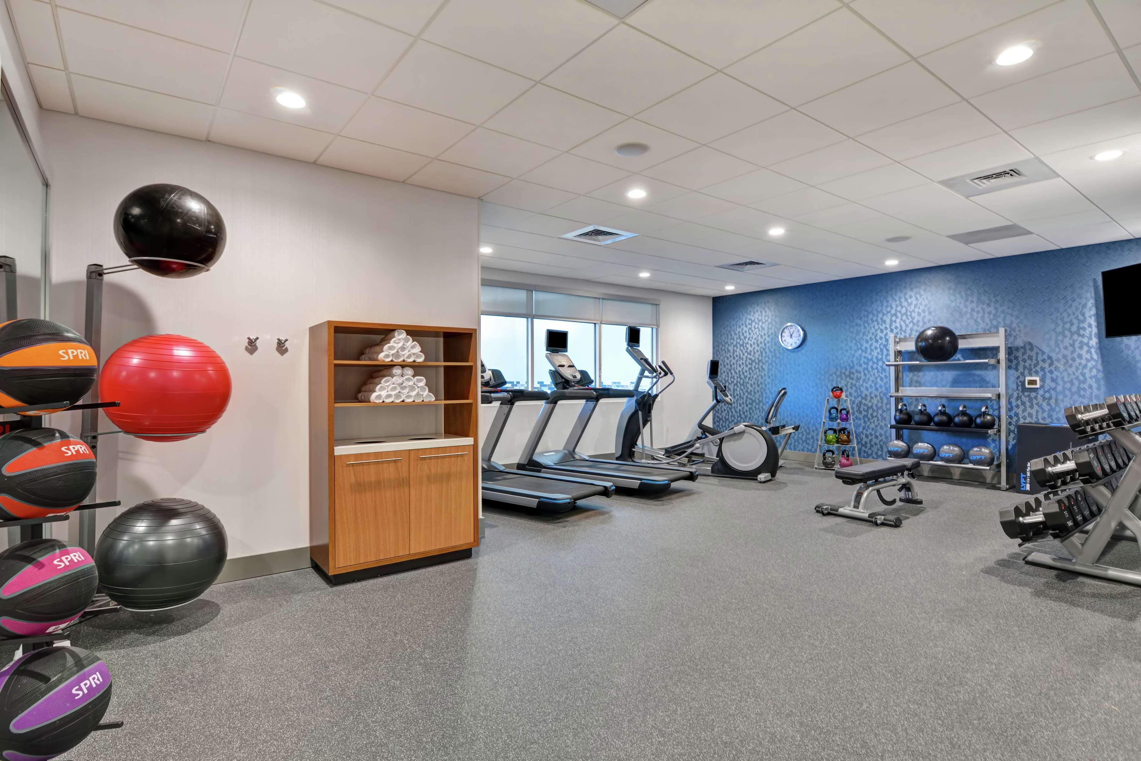 Homewood Suites By Hilton Lynchburg Bagian luar foto